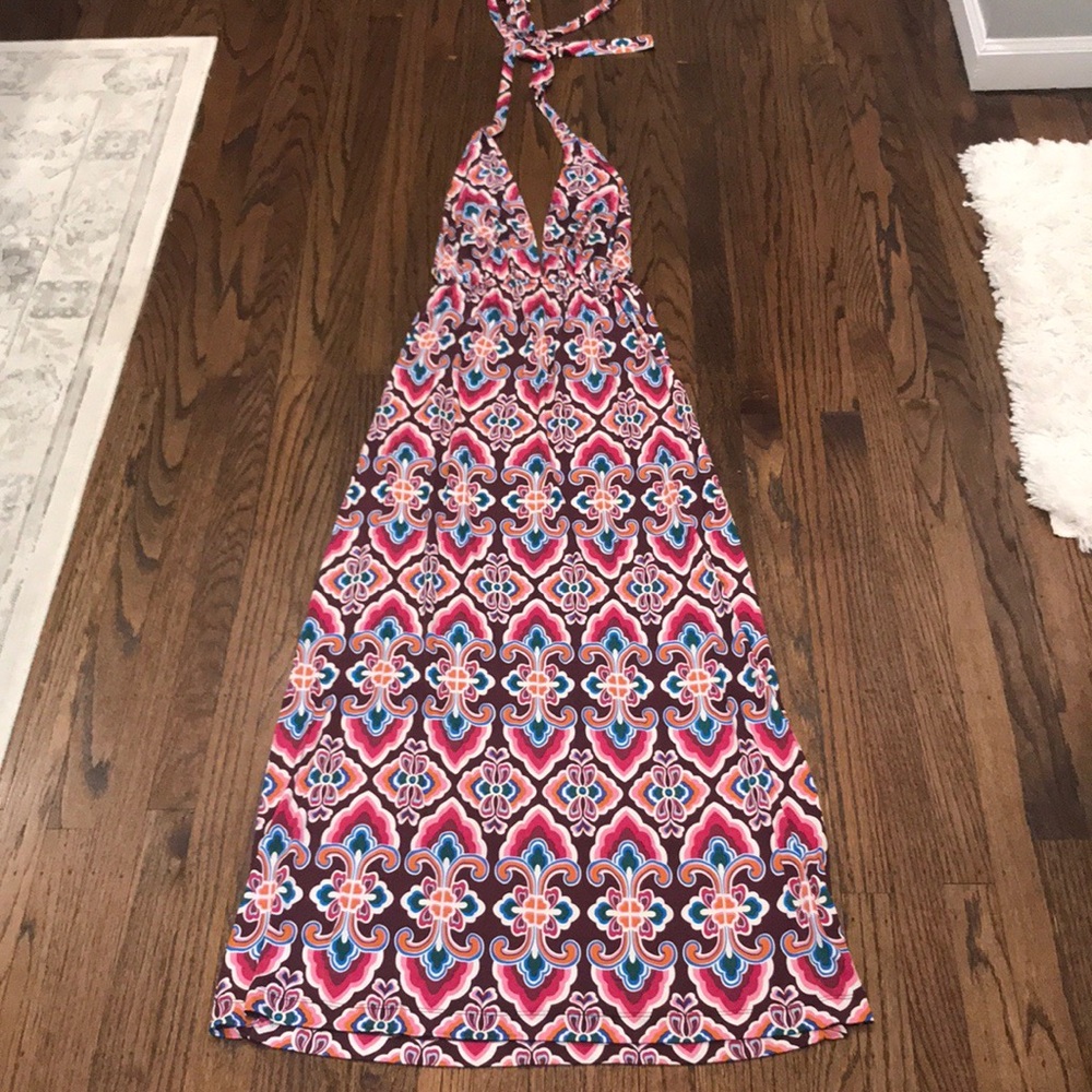 Vibrant print halter tie maxi dress